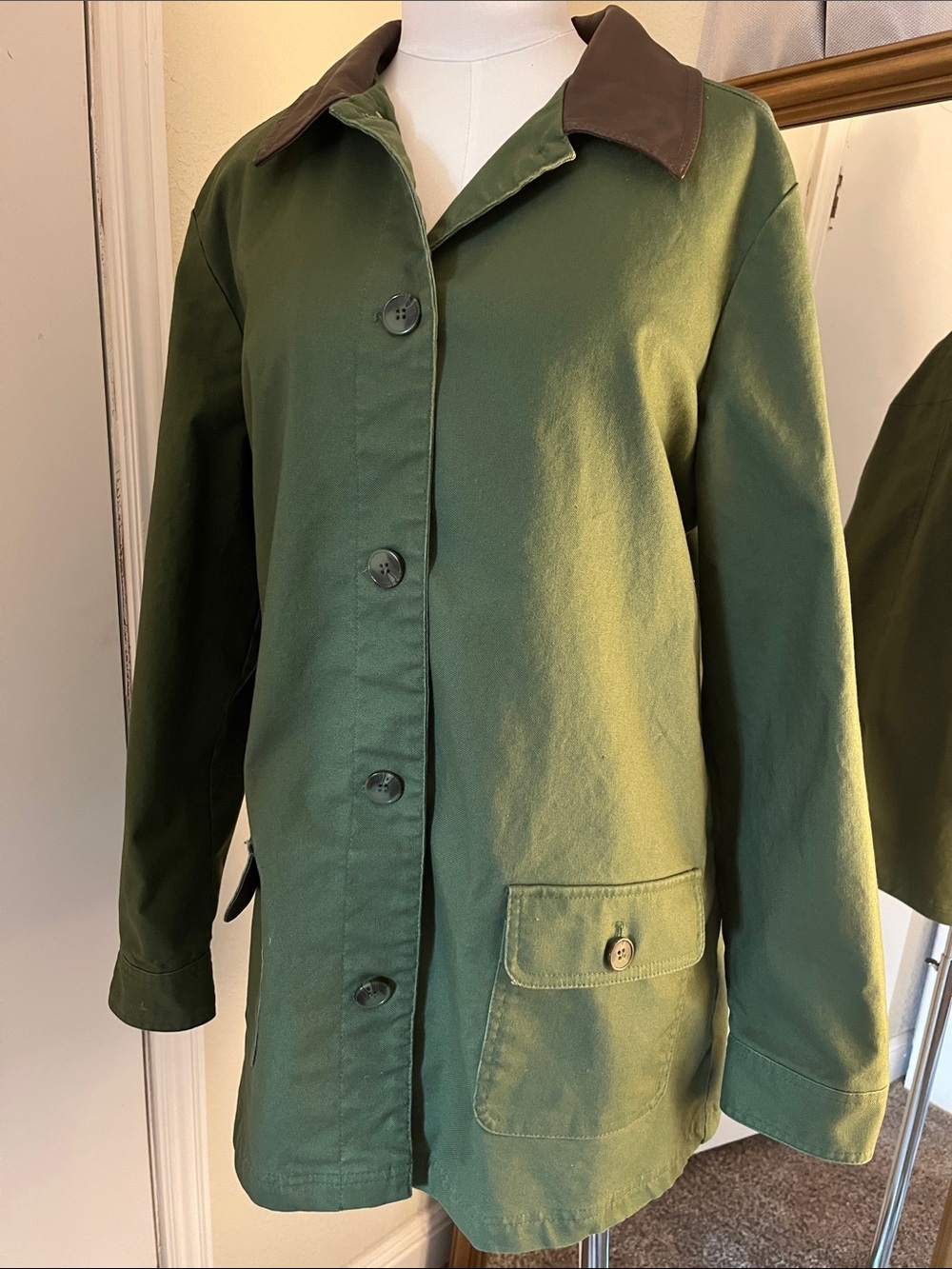 Appleseed's Olive Green Barn Jacket with Brown Contrast Collar